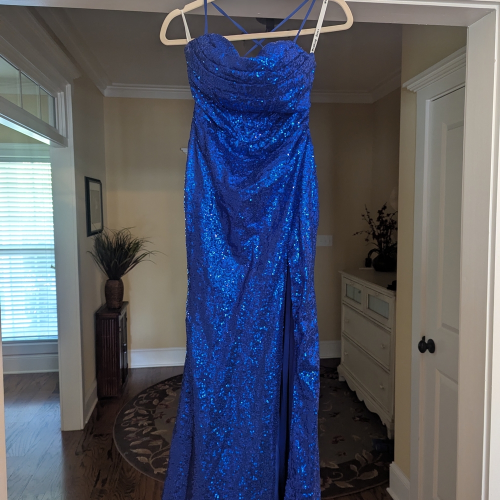 Elegant Blue Sequin Prom Dress